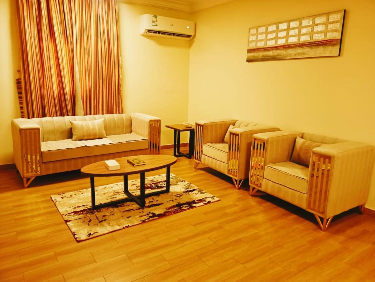Aparthotel Taraf Yanbu 2 Esterno foto
