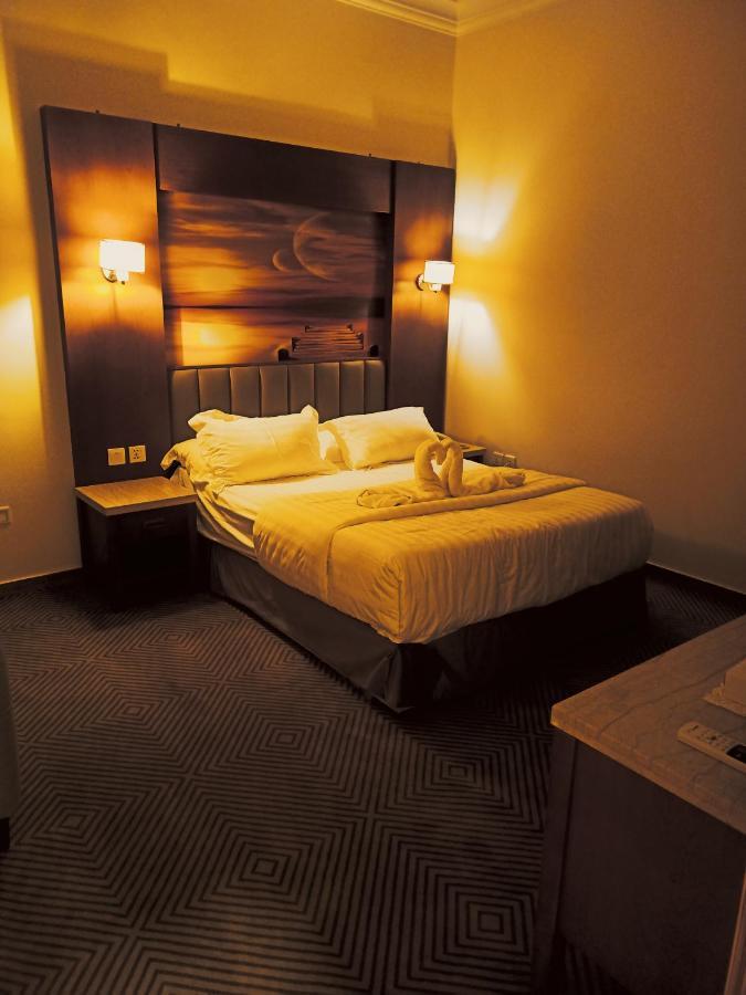 Aparthotel Taraf Yanbu 2 Esterno foto