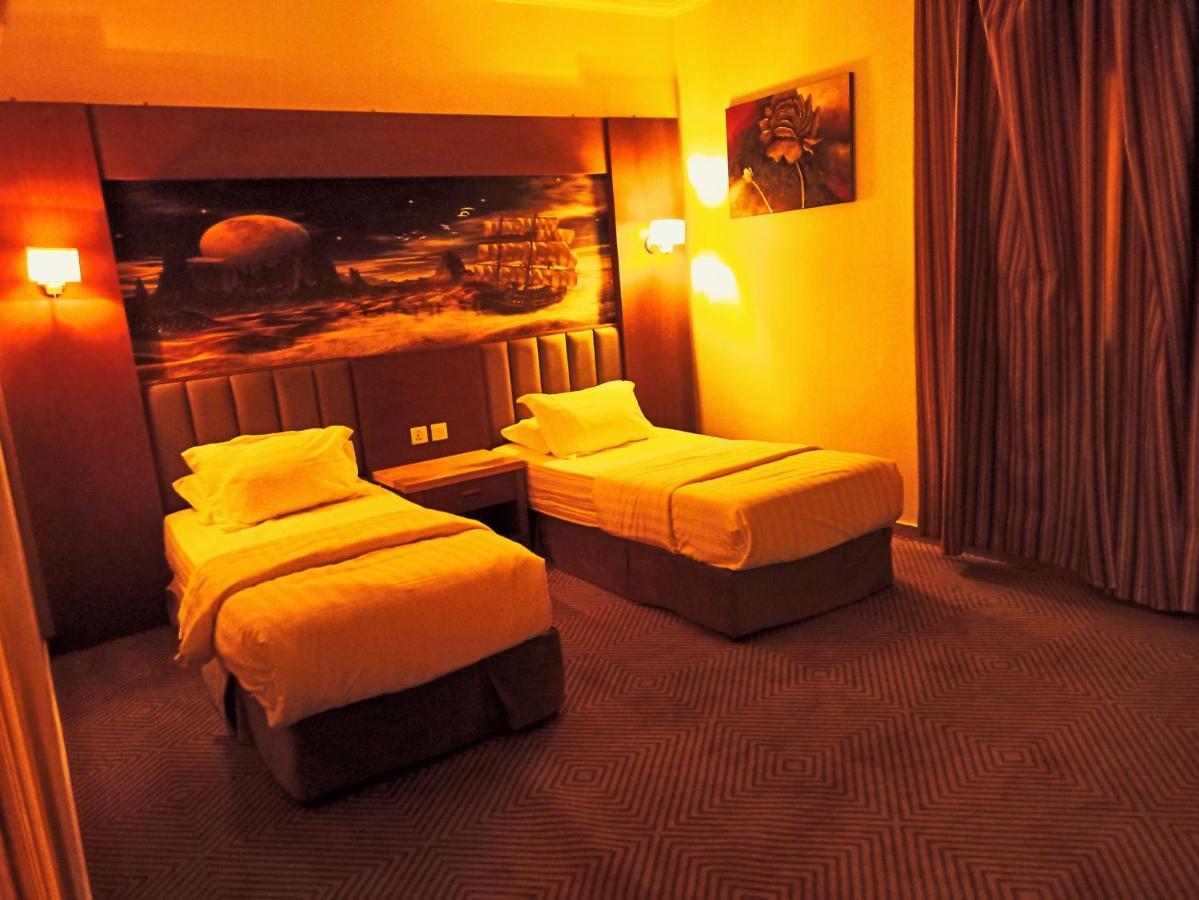 Aparthotel Taraf Yanbu 2 Esterno foto