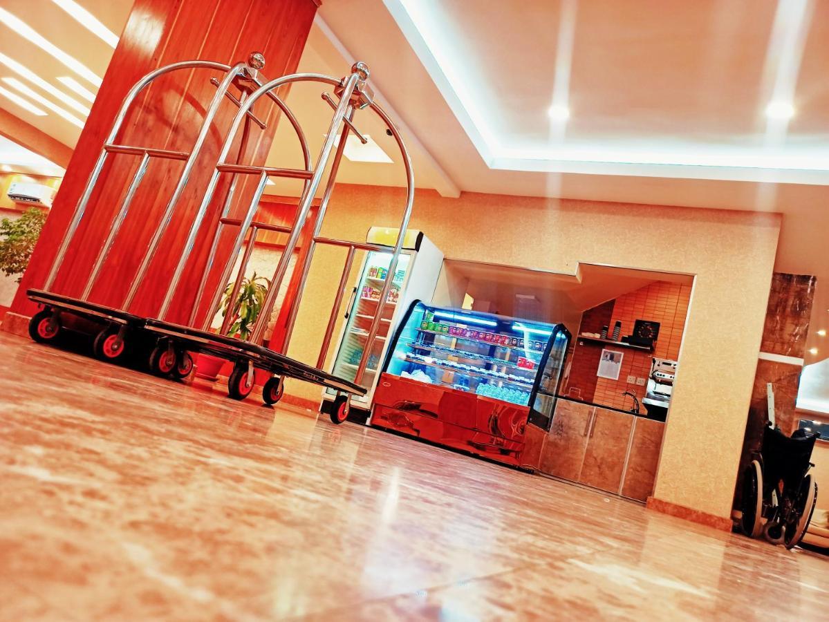 Aparthotel Taraf Yanbu 2 Esterno foto