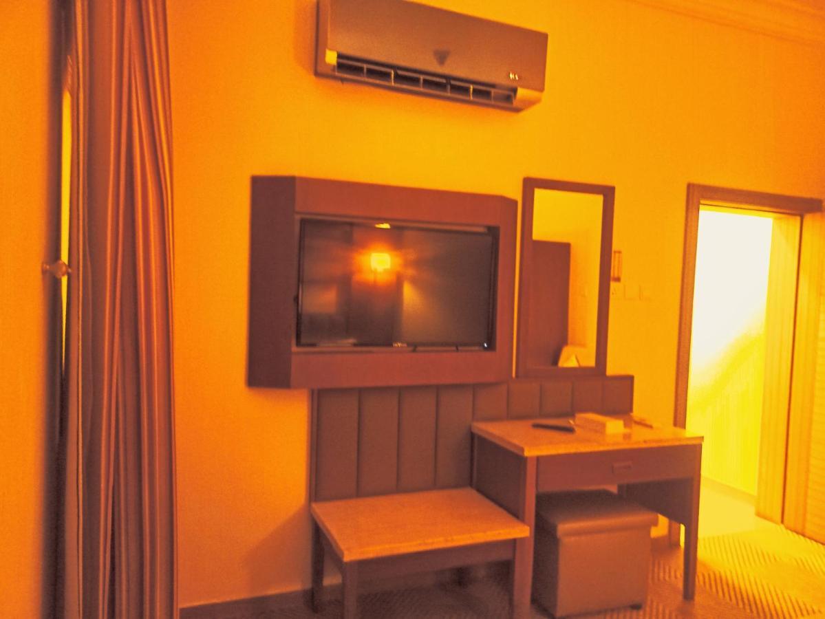 Aparthotel Taraf Yanbu 2 Esterno foto